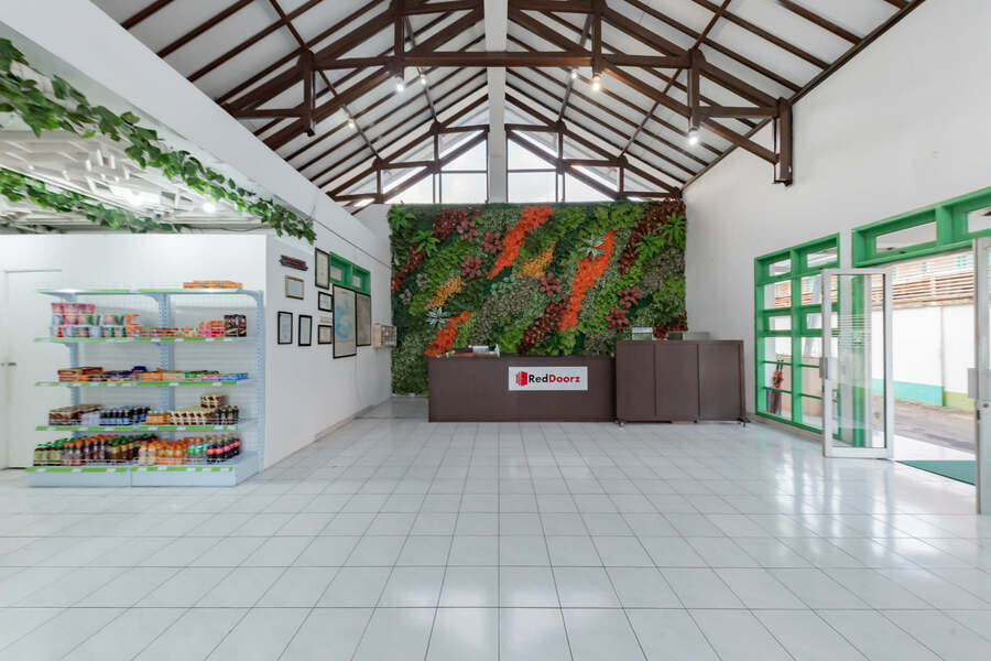 RedDoorz @ Jalan R.E. Martadinata Sukabumi