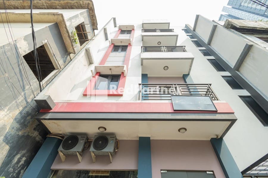 Star Hotel Jaksa RedPartner