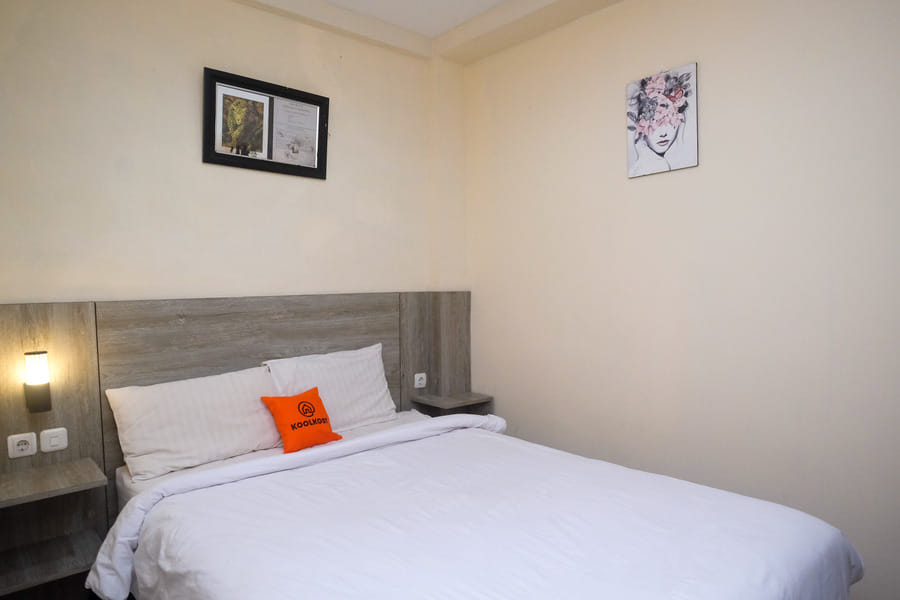 Koolkost near Stadion Maguwoharjo