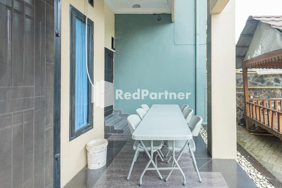 Boss Residence Serang RedPartner