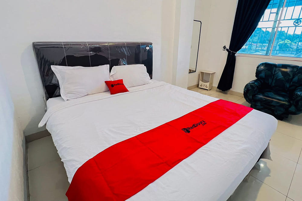 RedDoorz Premium