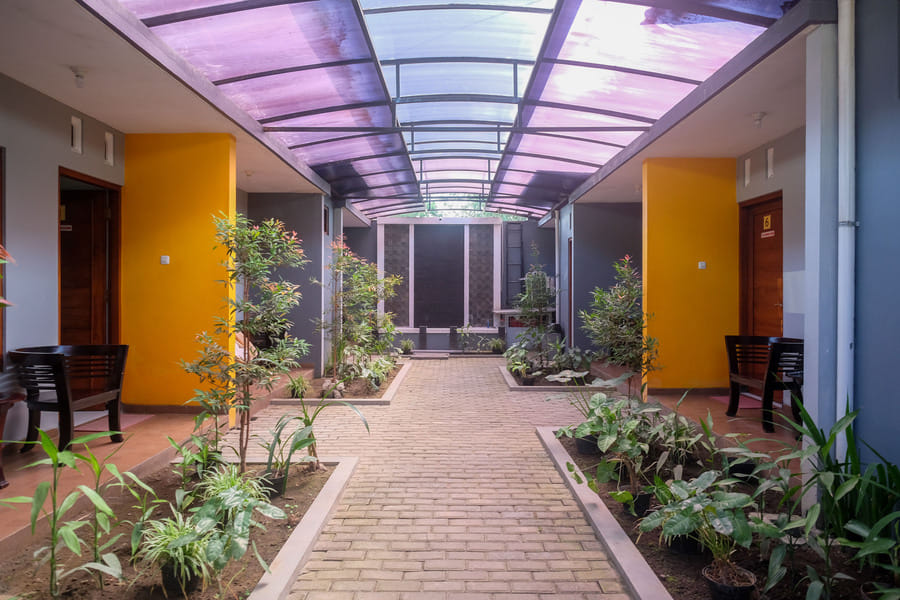 RedDoorz @ Griya Bougenville Magelang