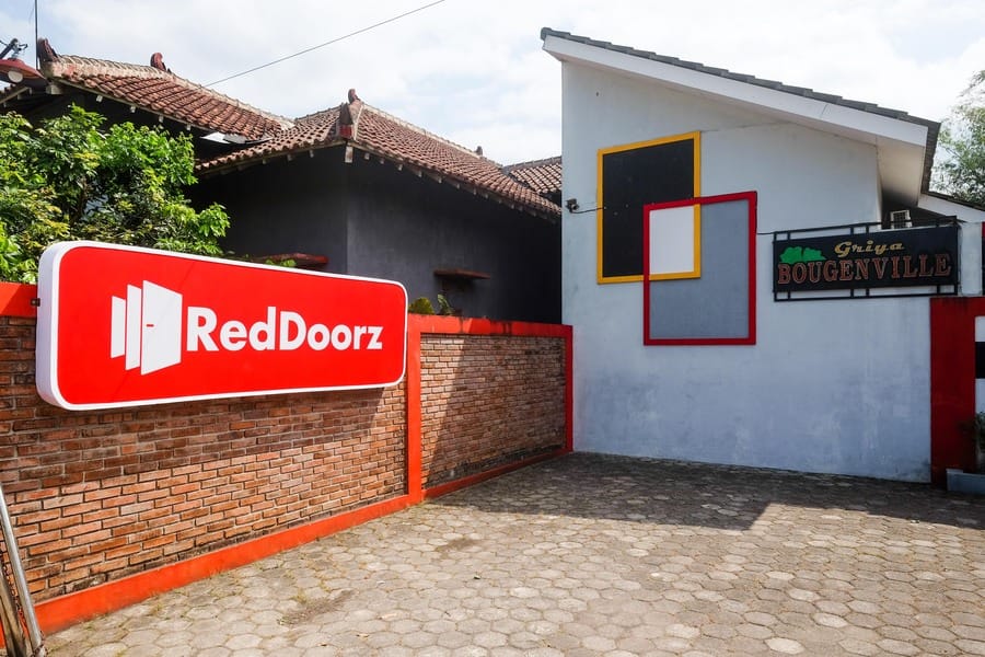RedDoorz @ Griya Bougenville Magelang