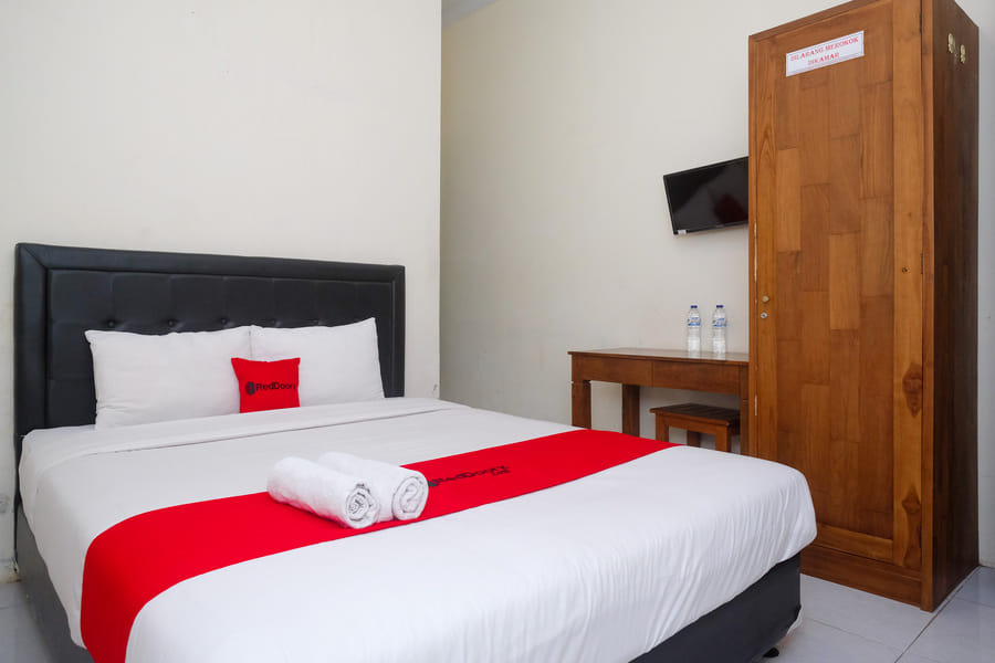 RedDoorz Syariah near Pakuwon Mall Jogja