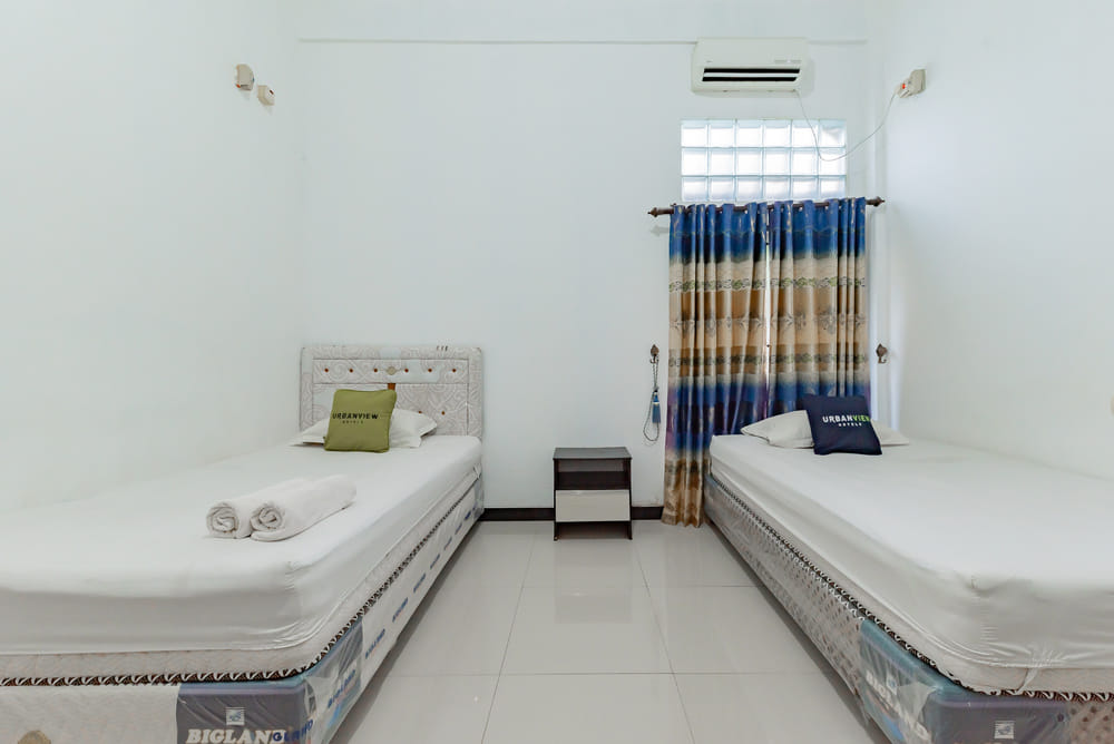 SALE Room