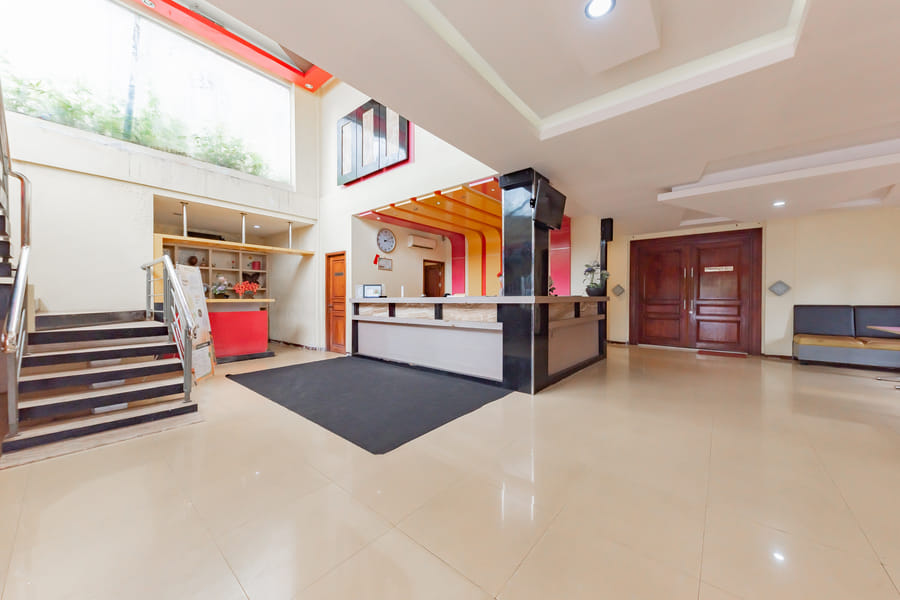 Urbanview Hotel Onyx Ketapang