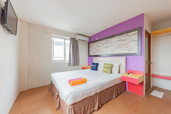 Urbanview Hotel Onyx Ketapang