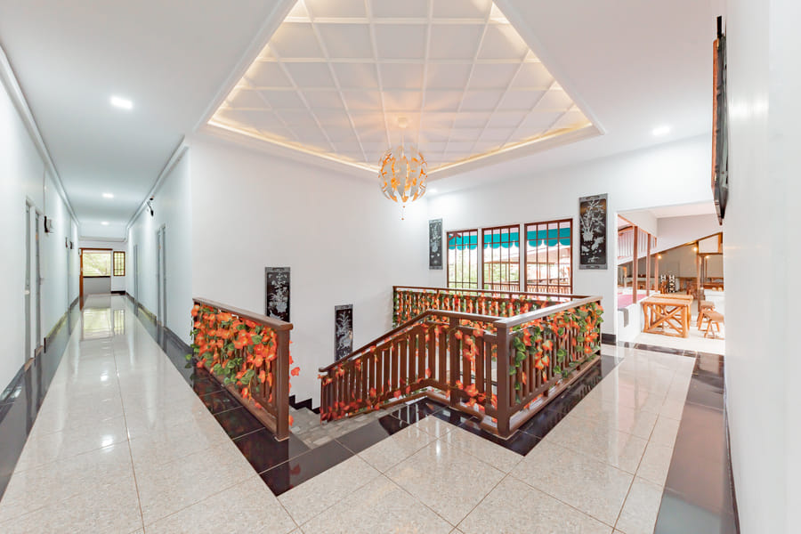 Urbanview Hotel Tropical Ketapang