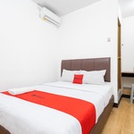 RedDoorz @ Tanjung Sari Surabaya