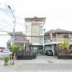 RedDoorz Plus near Malang Airport