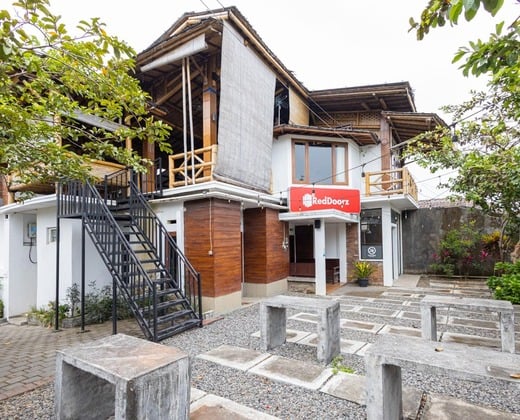 RedDoorz Syariah @ Wisma Djokorio Poncokusumo
