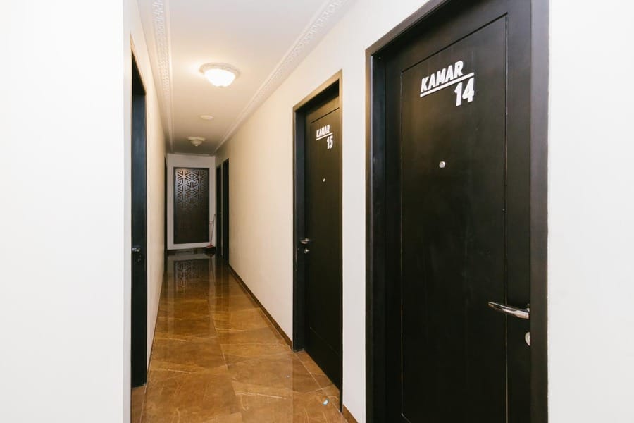 Urbanview Hotel Sultan Palace Malang