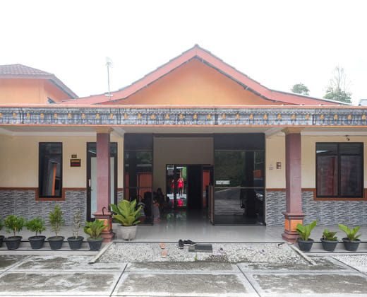 RedDoorz near Candi Sukuh Karanganyar