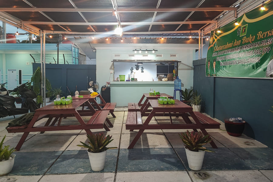 RedDoorz Syariah @ Naffa Homestay