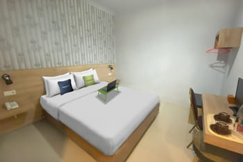 Urbanview Hotel Mulia Indah Palopo