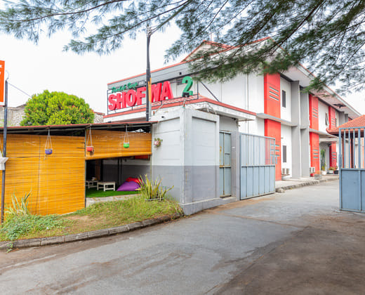 RedDoorz near T1 Juanda Airport
