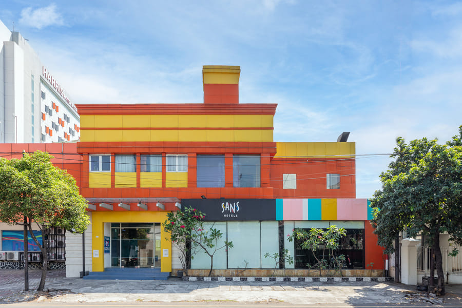 Sans Hotel International Surabaya