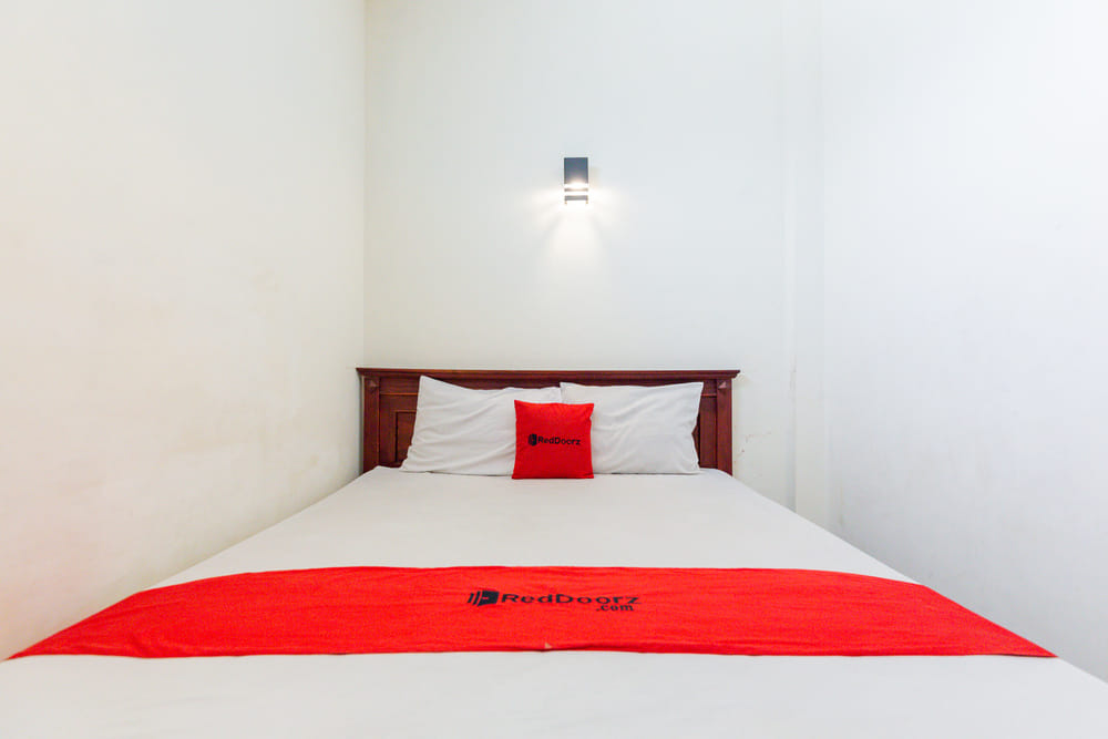 RedDoorz Room