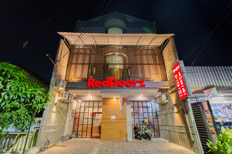 RedDoorz @ Manukan Surabaya