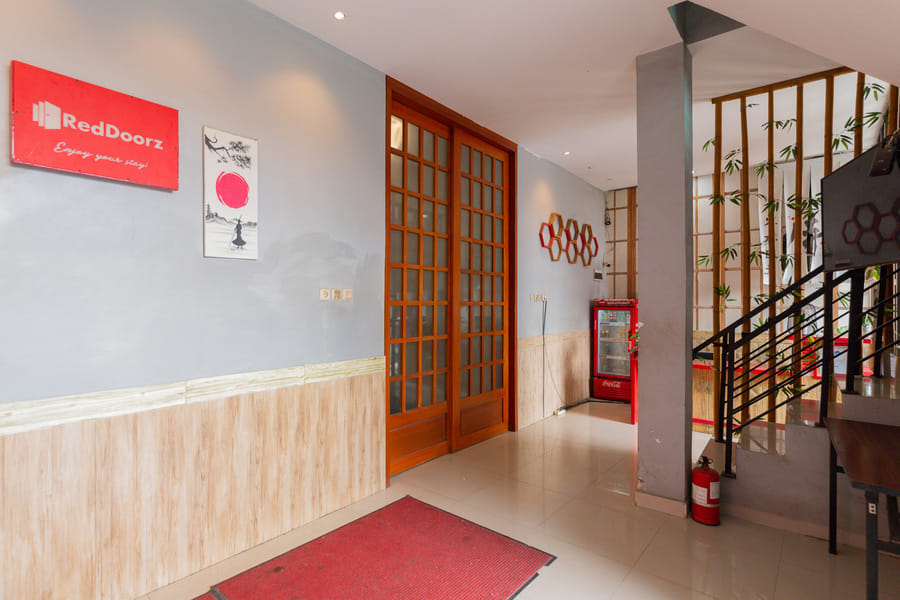 RedDoorz @ Manukan Surabaya