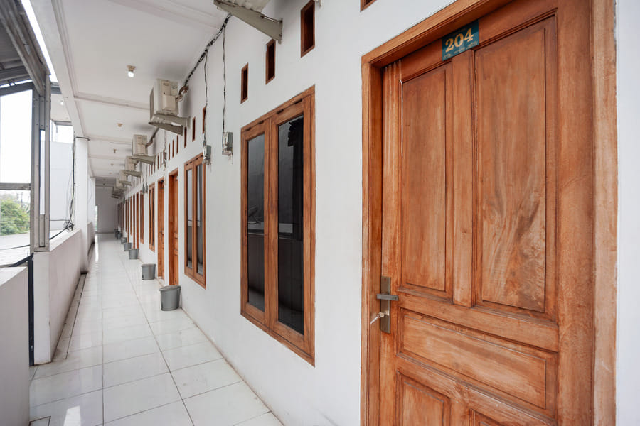 RedDoorz Syariah near Jatisampurna Hospital