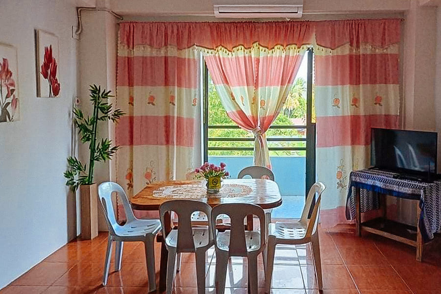 RedDoorz @ Mary Land Transient Alaminos Pangasinan