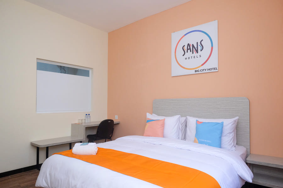 Sans Hotel City Park Medoho Semarang