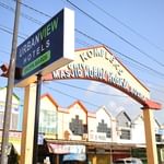 Urbanview Hotel Eropa Maros near Sultan Hasanuddin Airport by RedDoorz