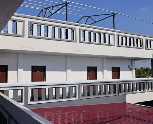 Urbanview Hotel Eropa Maros near Sultan Hasanuddin Airport by RedDoorz