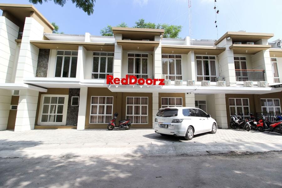 RedDoorz near Jogja City Mall 3