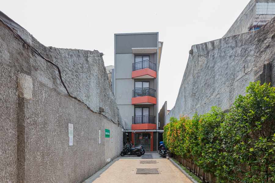 Urbanview Hotel Slipi Inn Palmerah