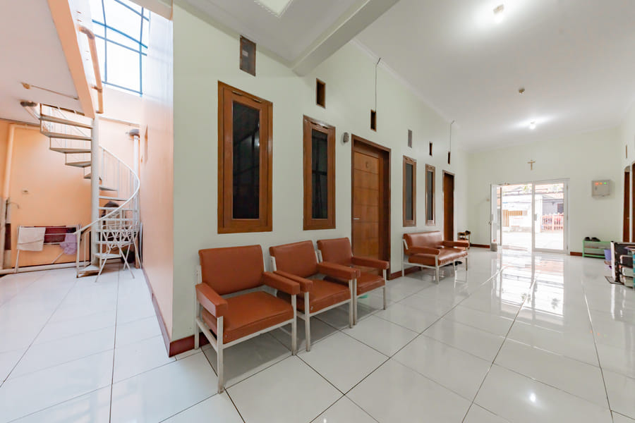 Urbanview Hotel Sunday Cirebon by RedDoorz