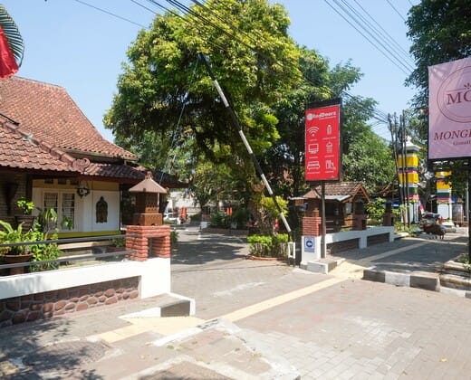 Urbanview Monginsidi Heritage Yogyakarta