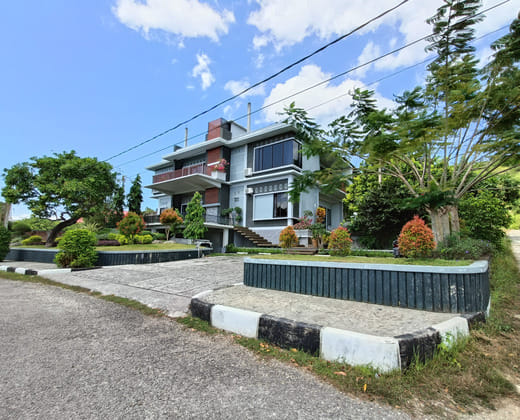 RedDoorz @ Green Homestay Syariah Baubau