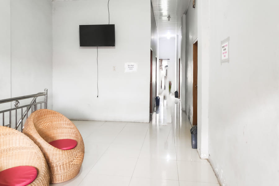 RedDoorz Syariah near Terminal Terpadu Langsa