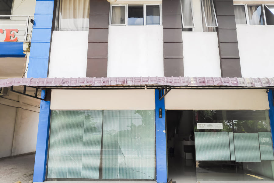RedDoorz Syariah near Terminal Terpadu Langsa