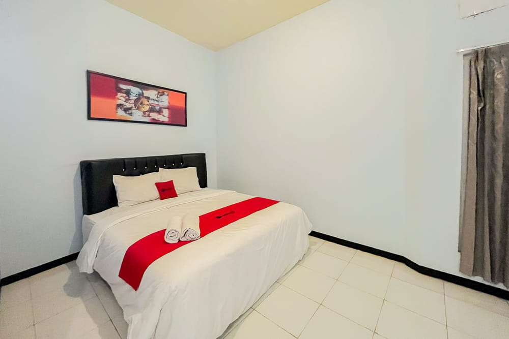 RedDoorz Premium