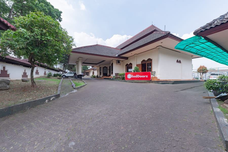 RedDoorz Plus @ Wisma Kenanga Sukabumi