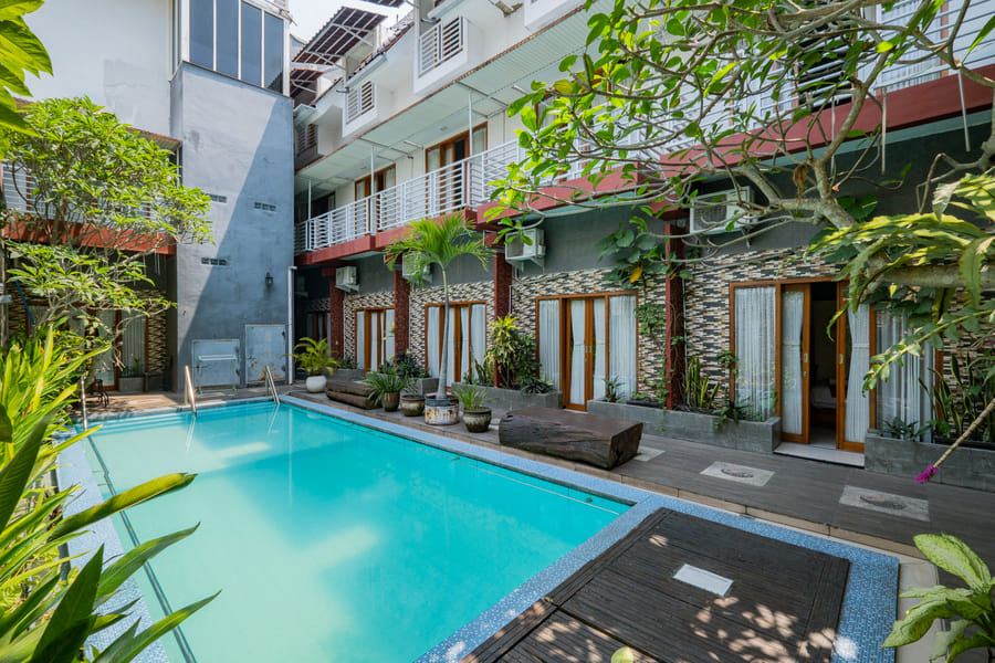 RedDoorz Premium @ Jalan Cengkeh Malang