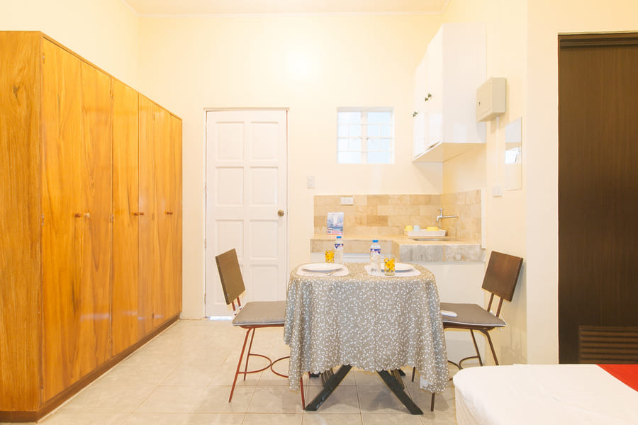 RedDoorz @ VCloud Hills near De La Salle Dasmarinas Cavite