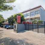 RedDoorz near Jawa Timur Park 2