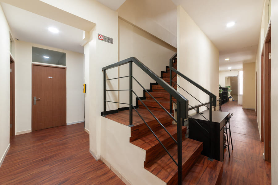 Urbanview Hotel Ellegan Residence Alam Sutera Serpong