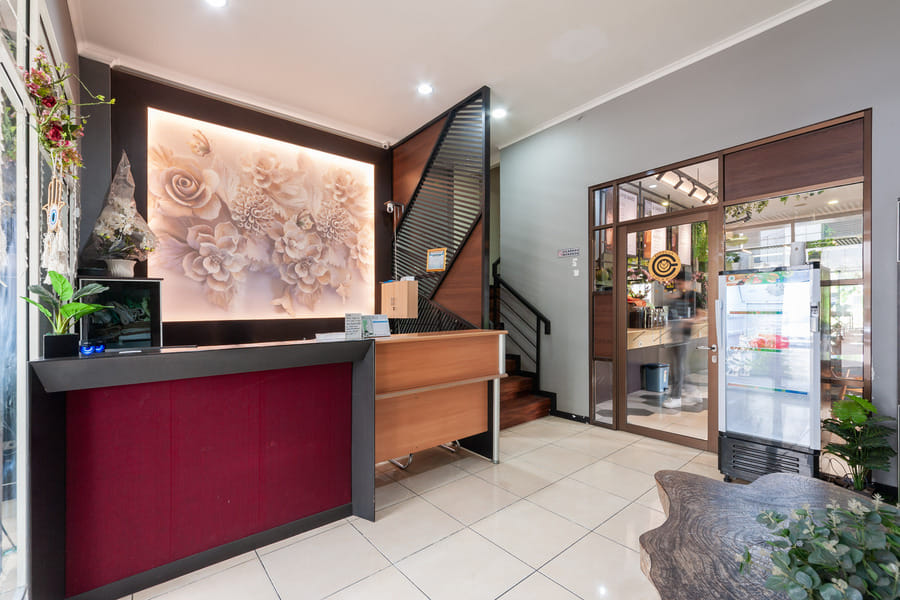 Urbanview Hotel Ellegan Residence Alam Sutera Serpong