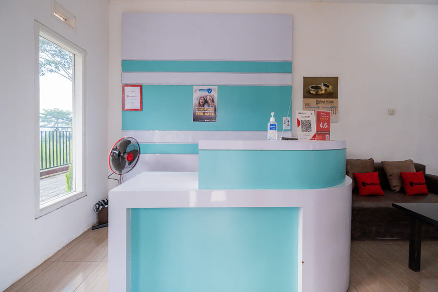 RedDoorz @ Omahku Guest House Batu