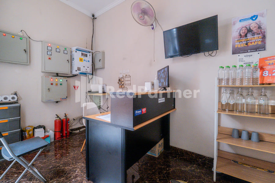 Palm Eight RedPartner