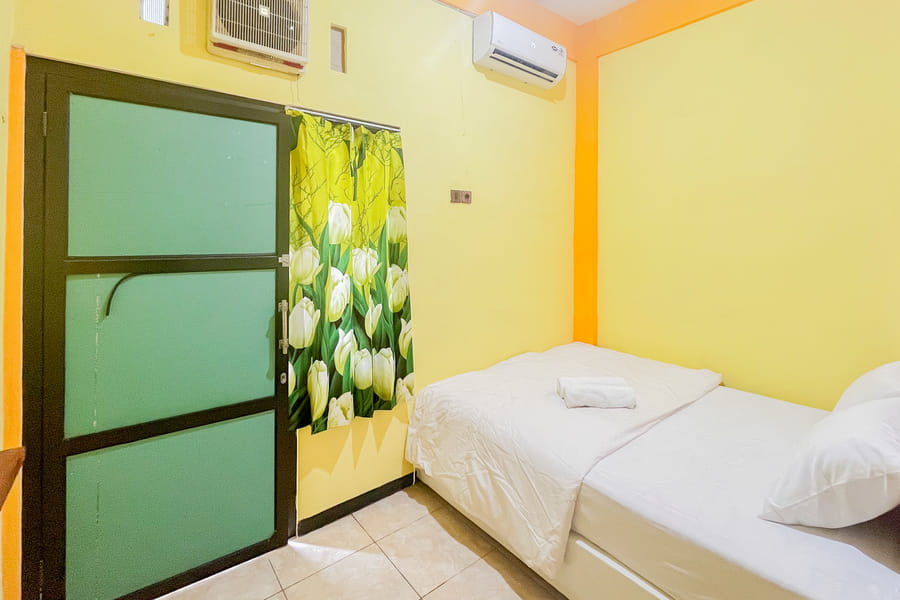 Sion Homestay RedPartner near Terminal Kertajaya Mojokerto