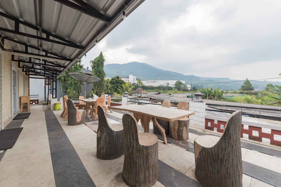 Urbanview Hotel Anggrek Puncak