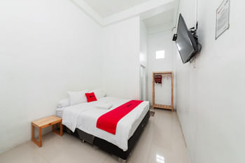 RedDoorz Syariah near RSUD Zainoel Abidin Banda Aceh