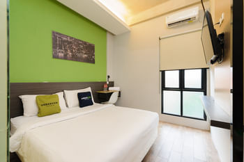 Urbanview Caverna Gandaria