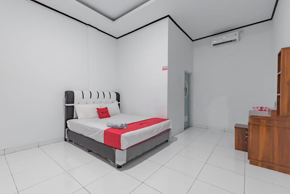 RedDoorz SALE